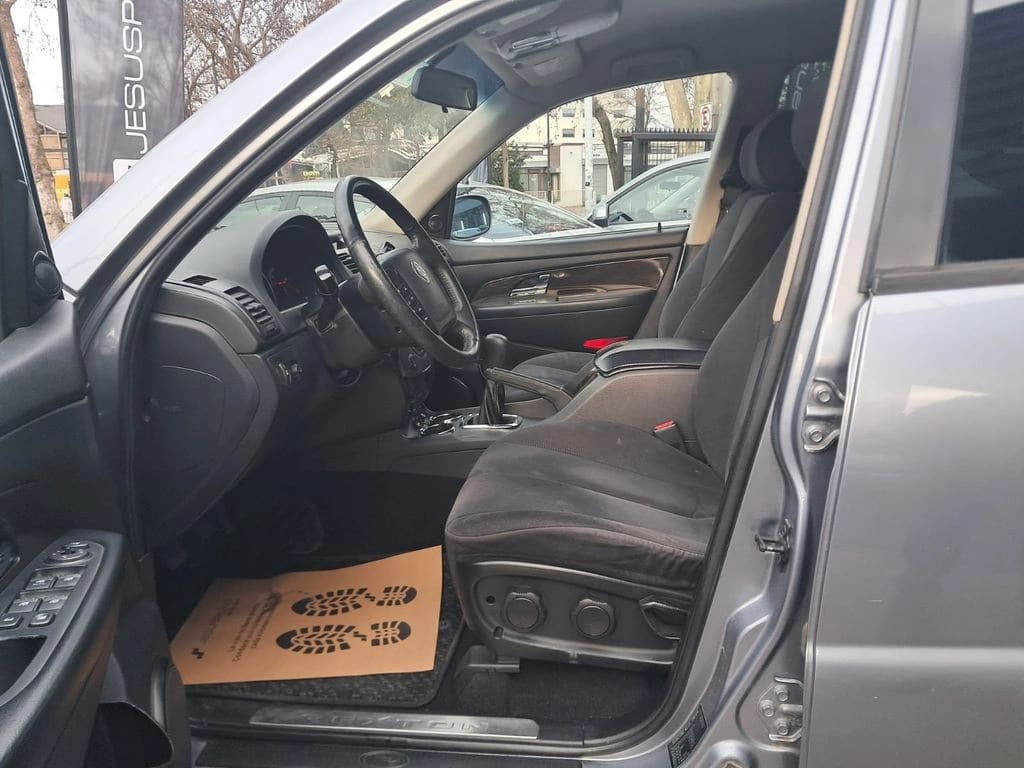2013 SsangYong REXTON II - Miniatura 2