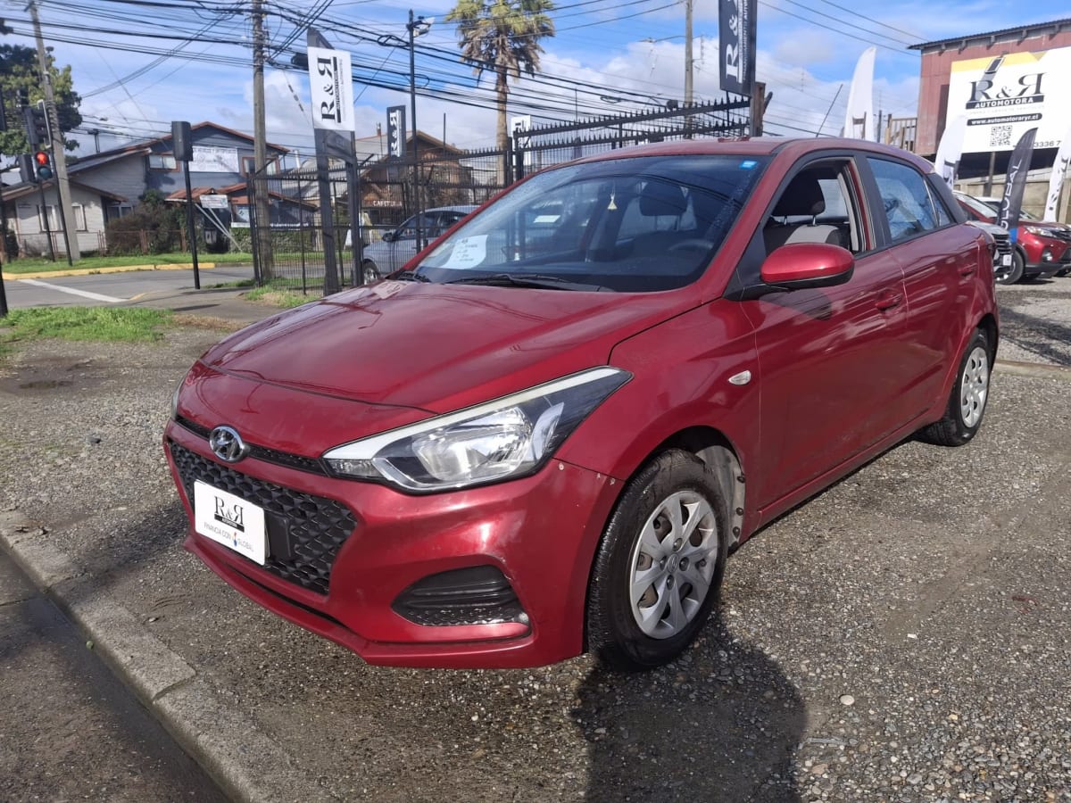 2019 Hyundai I20 Rojo - Imagen 1