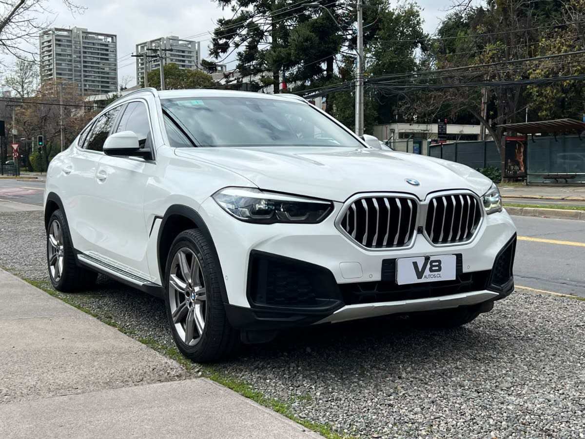2022 BMW X6 EXECUTIVE Blanco - Miniatura 4