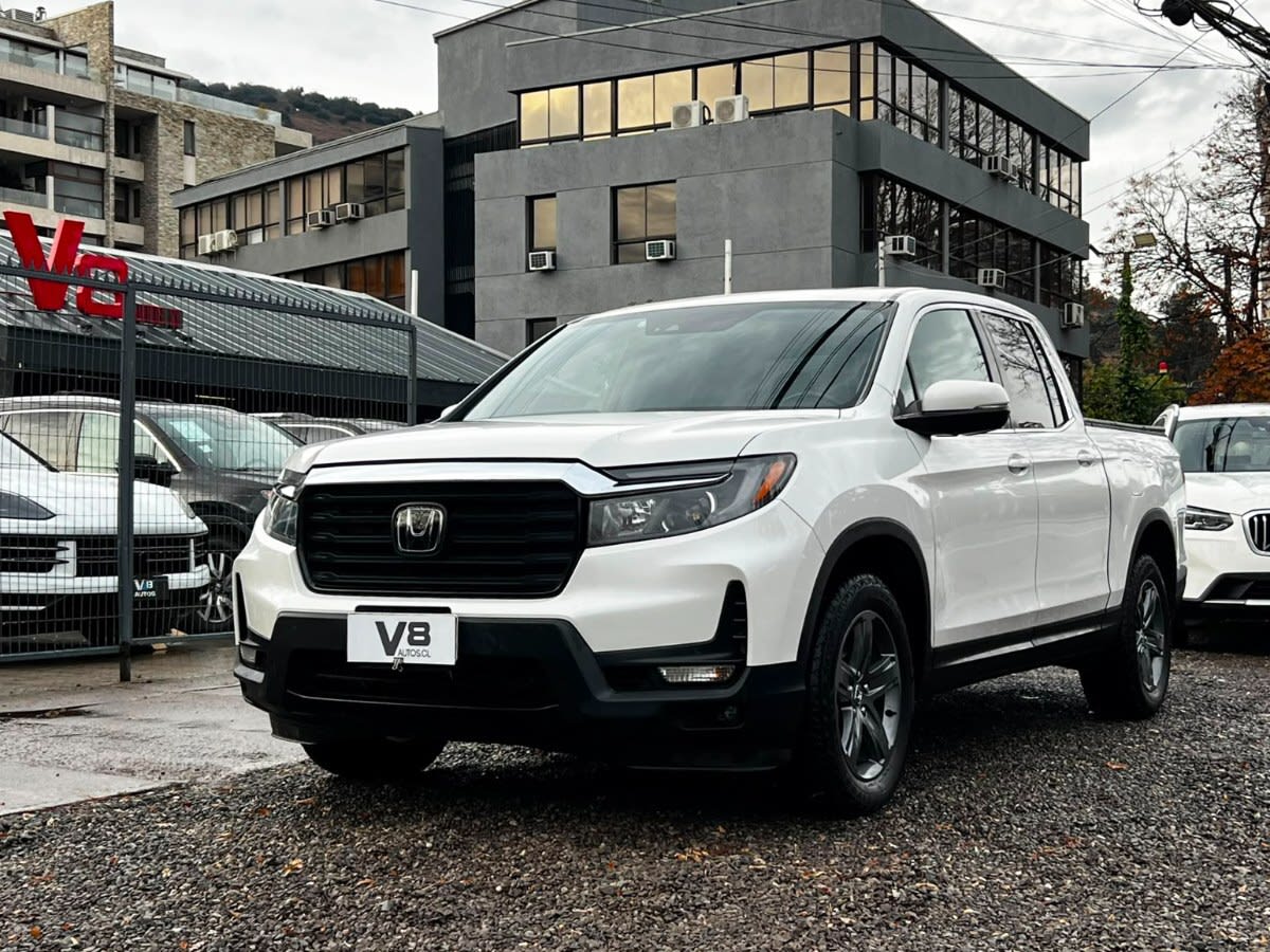 2025 Chevrolet COLORADO HIGH Plata - Miniatura 3