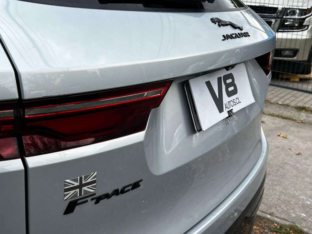 2022 Jaguar F-PACE DYNAMIC Plata - Miniatura 6