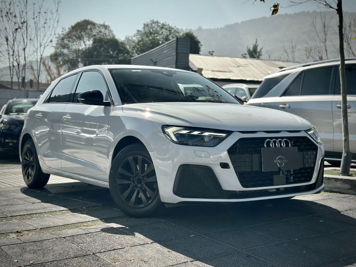 2023 AUDI A1 - Miniatura 3