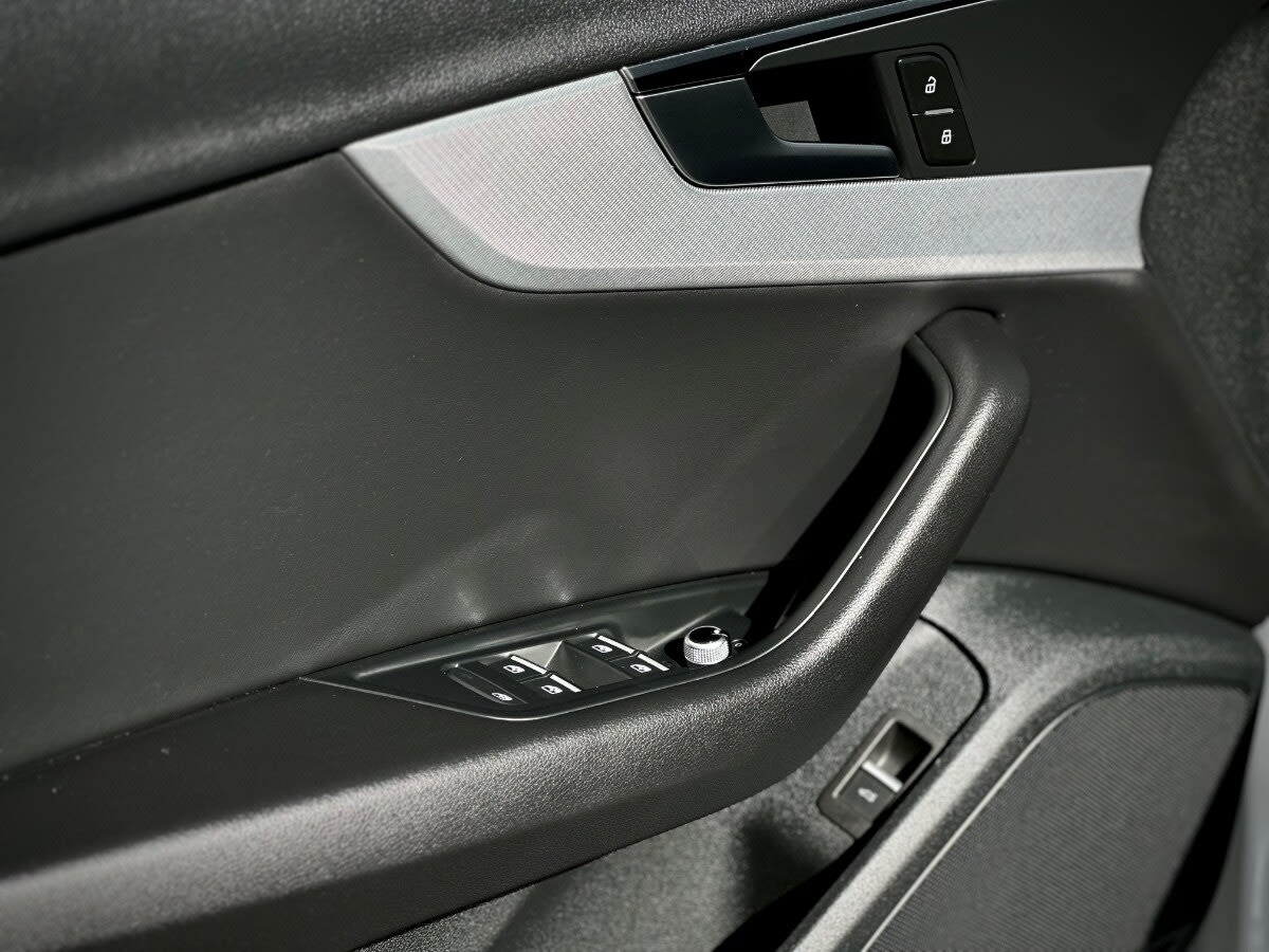 2023 Audi A4 - Miniatura 8