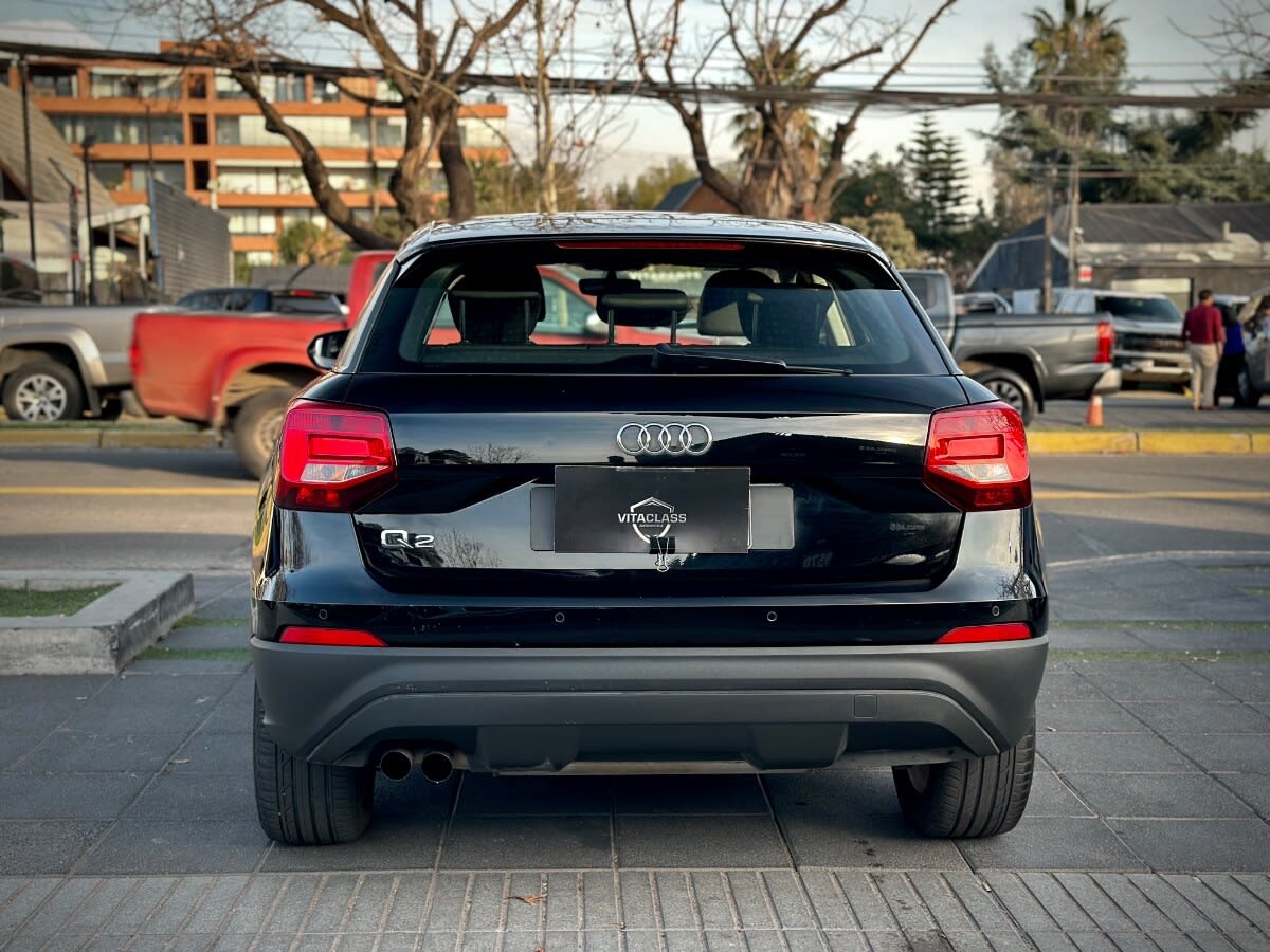 2020 AUDI Q2 - Miniatura 5