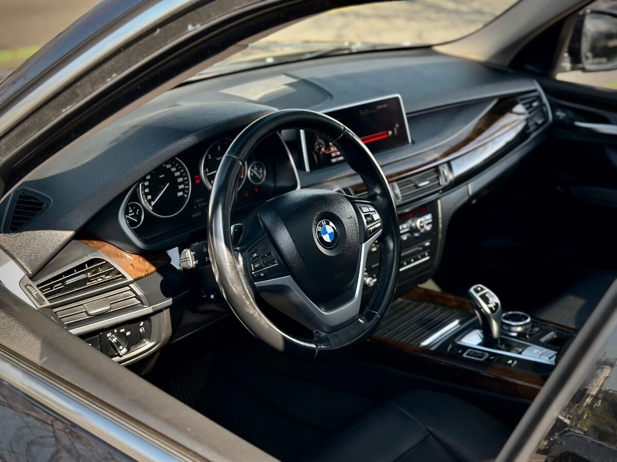 2015 BMW X5 - Miniatura 7