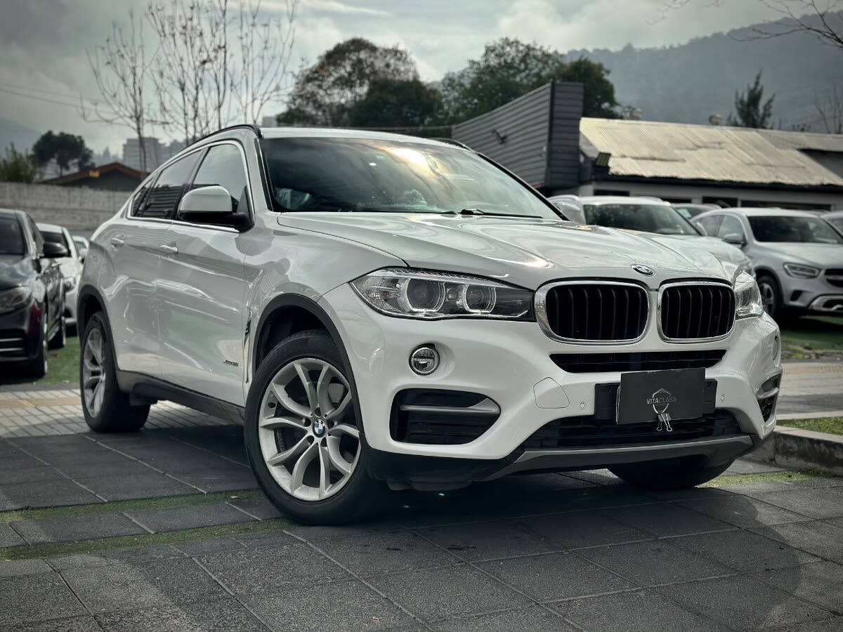 2019 BMW X6 - Miniatura 3