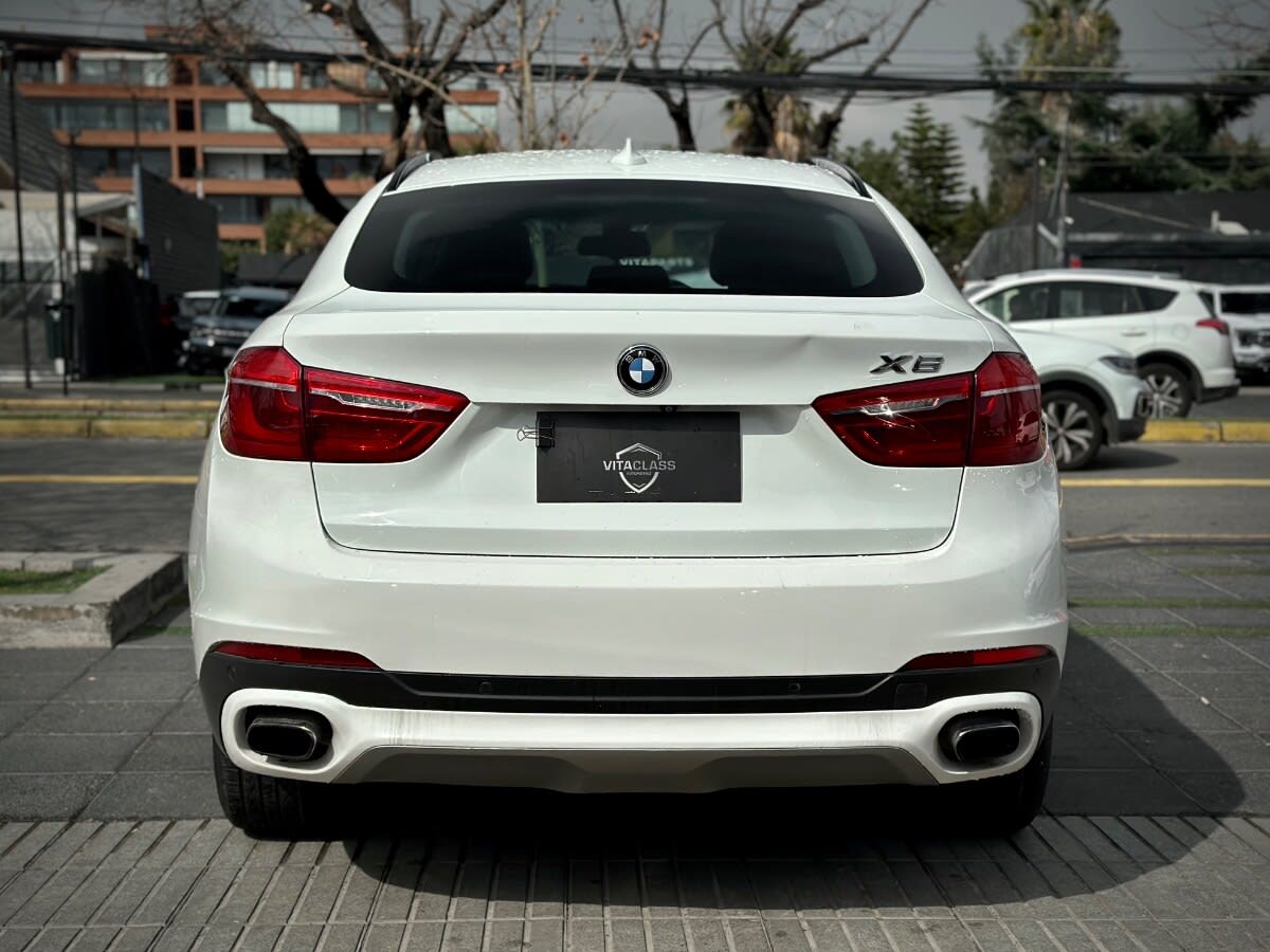 2019 BMW X6 - Miniatura 5