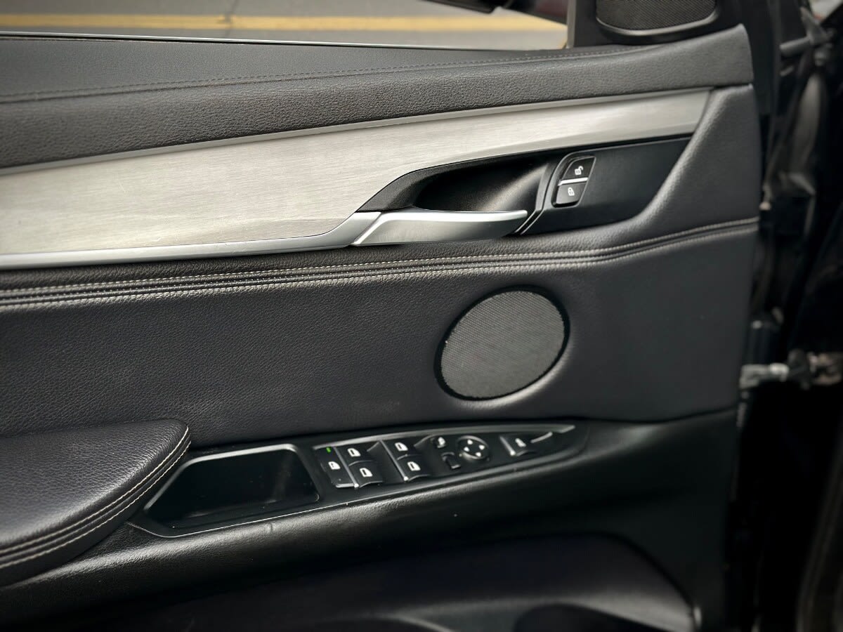 2018 BMW X6 - Miniatura 8