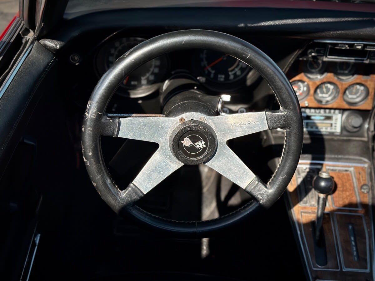 1974 Chevrolet CORVETTE - Miniatura 7