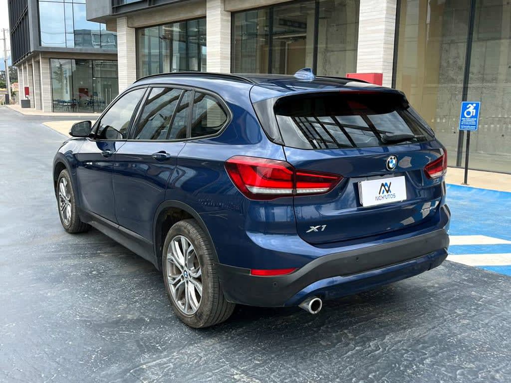 2022 BMW X1 - Miniatura 6