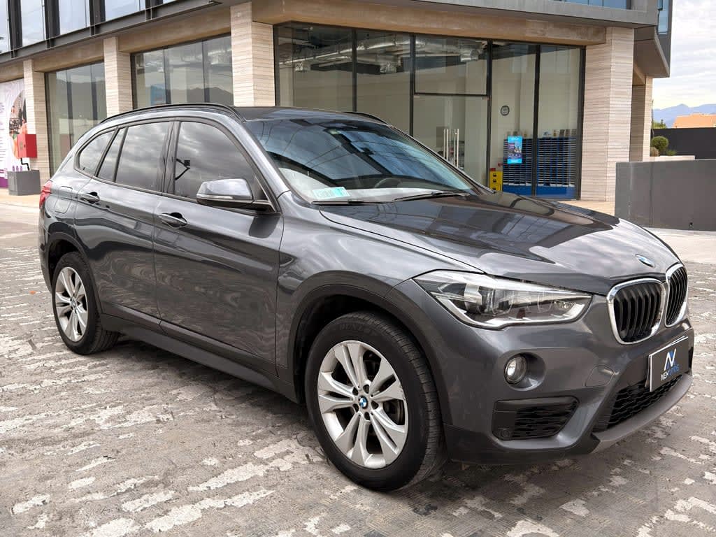 2019 BMW X1 - Miniatura 3