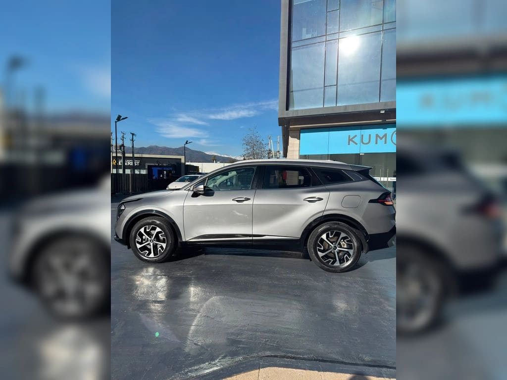 2022 Kia Sportage - Miniatura 2