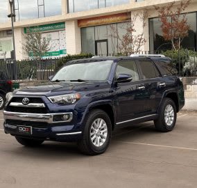 2017 Toyota 4Runner Limited - Miniatura 2