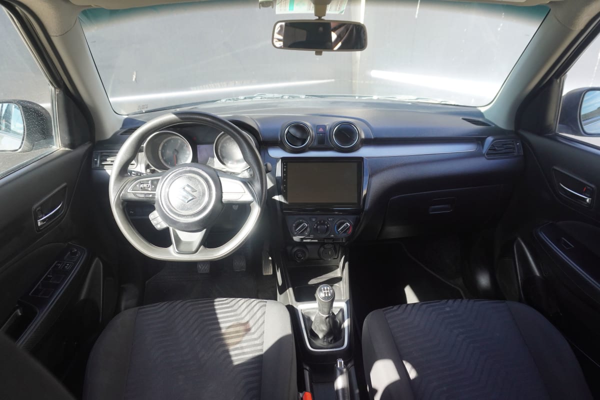 2024 Suzuki SWIFT 1.2 - Miniatura 5