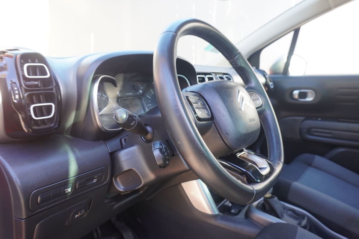 2018 Citroën C3 Aircross PURETECH - Miniatura 2