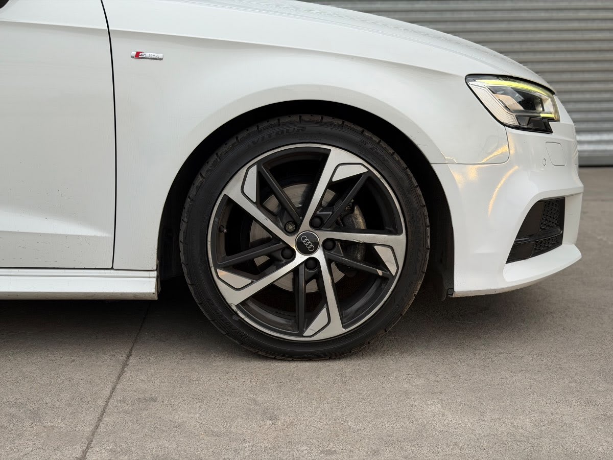 2019 Audi A3 35 Blanco - Miniatura 5