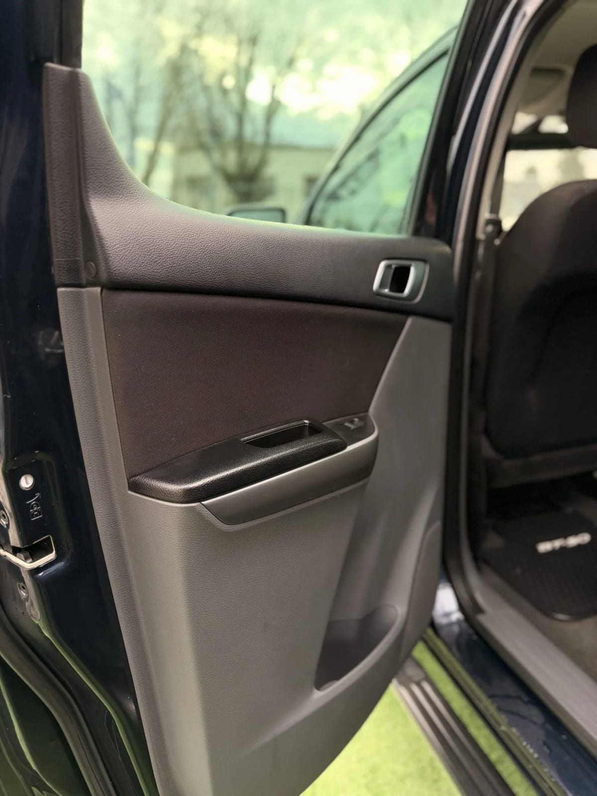 2021 Mazda BT-50 3.2 Azul - Miniatura 6