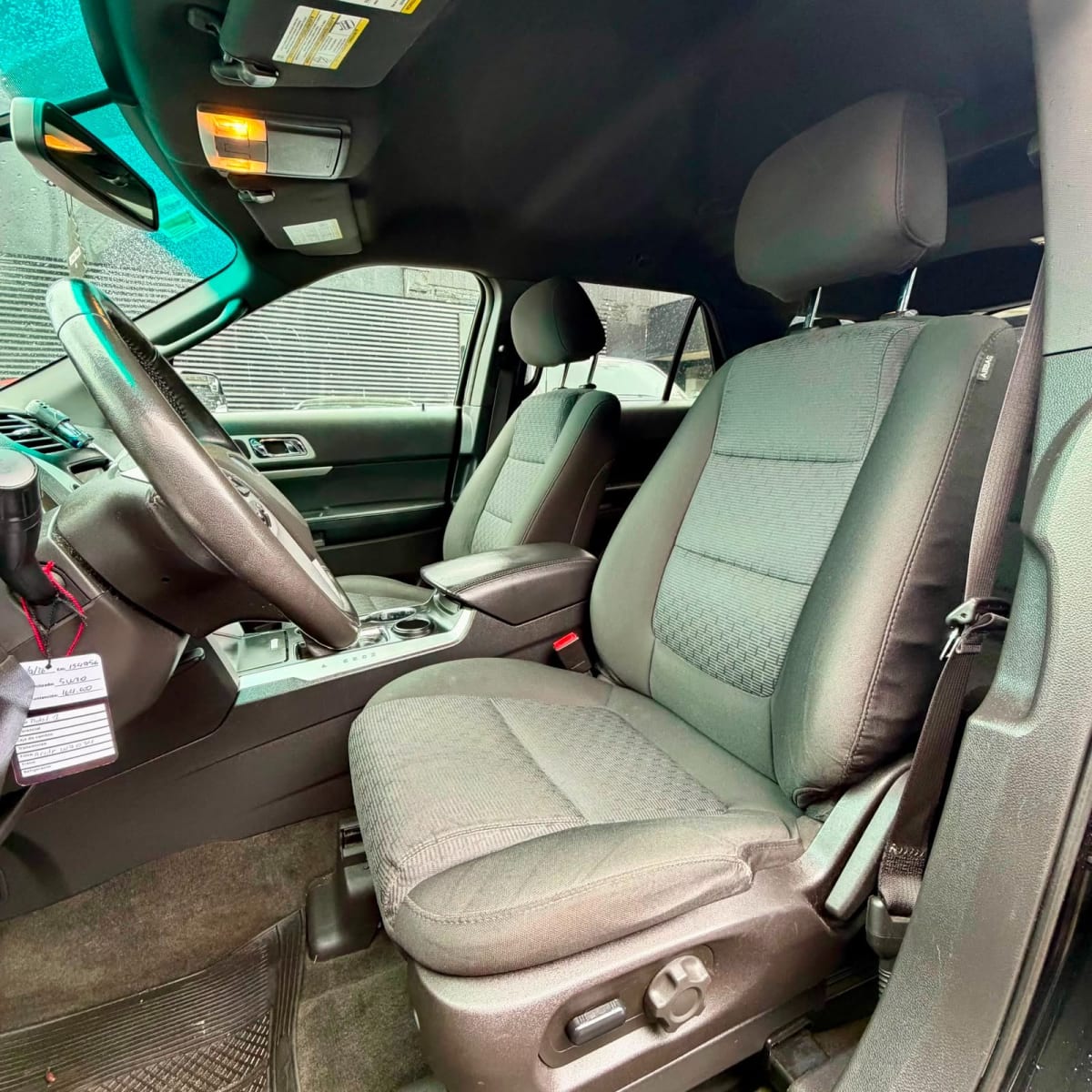 2015 Ford Explorer XLT Negro - Miniatura 8
