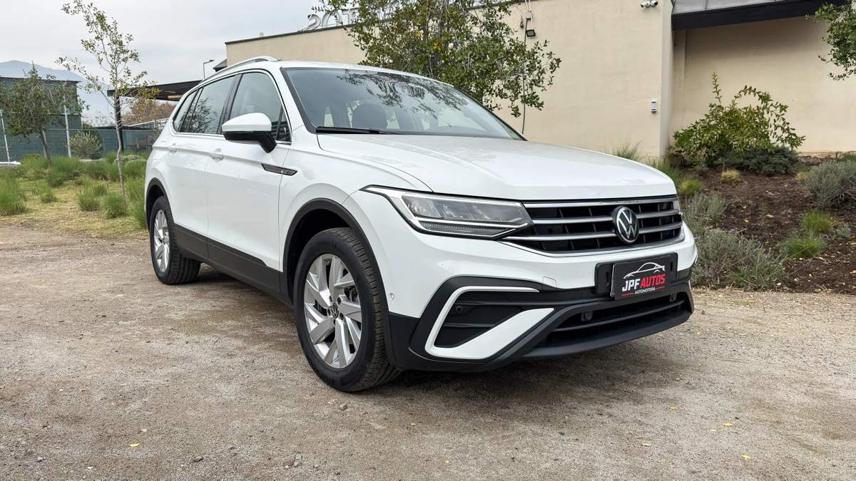 2025 Volkswagen Tiguan 1.4 - Imagen 1