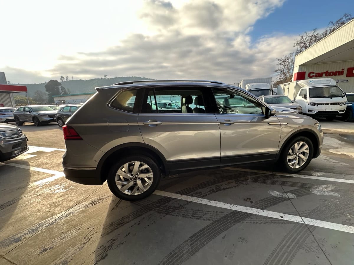 2024 Volkswagen TIGUAN TSI - Miniatura 6