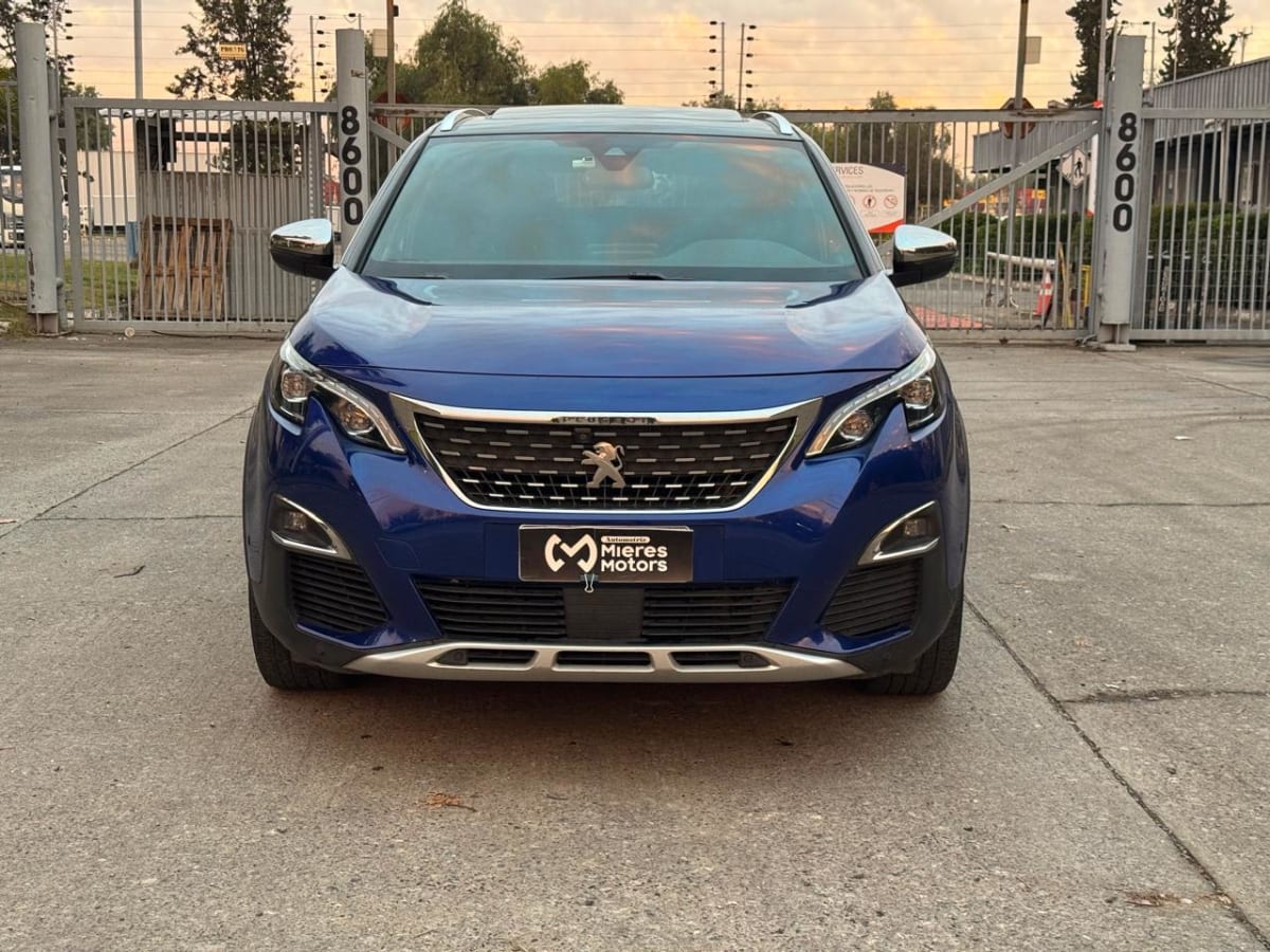 2019 Peugeot 3008 GT - Miniatura 2