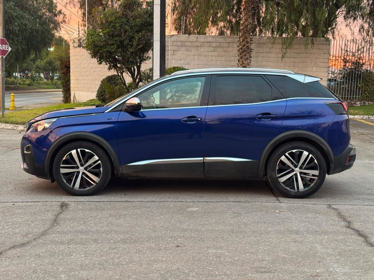 2019 Peugeot 3008 GT - Miniatura 9