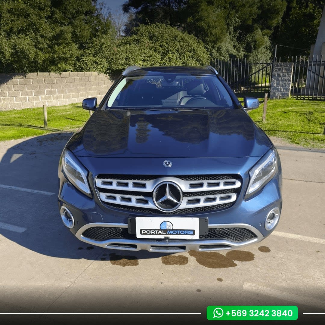2021 Mercedes-Benz GLA200 - Miniatura 8
