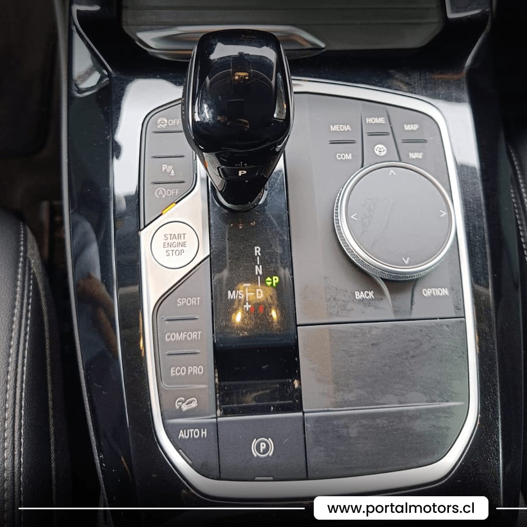 2025 BMW X4 2.0 - Miniatura 7