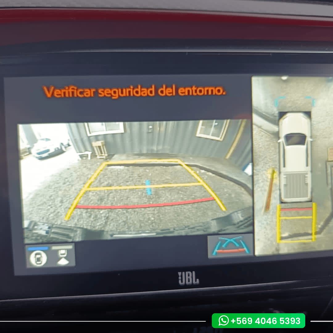 2025 Toyota Hilux 2.8 - Miniatura 8