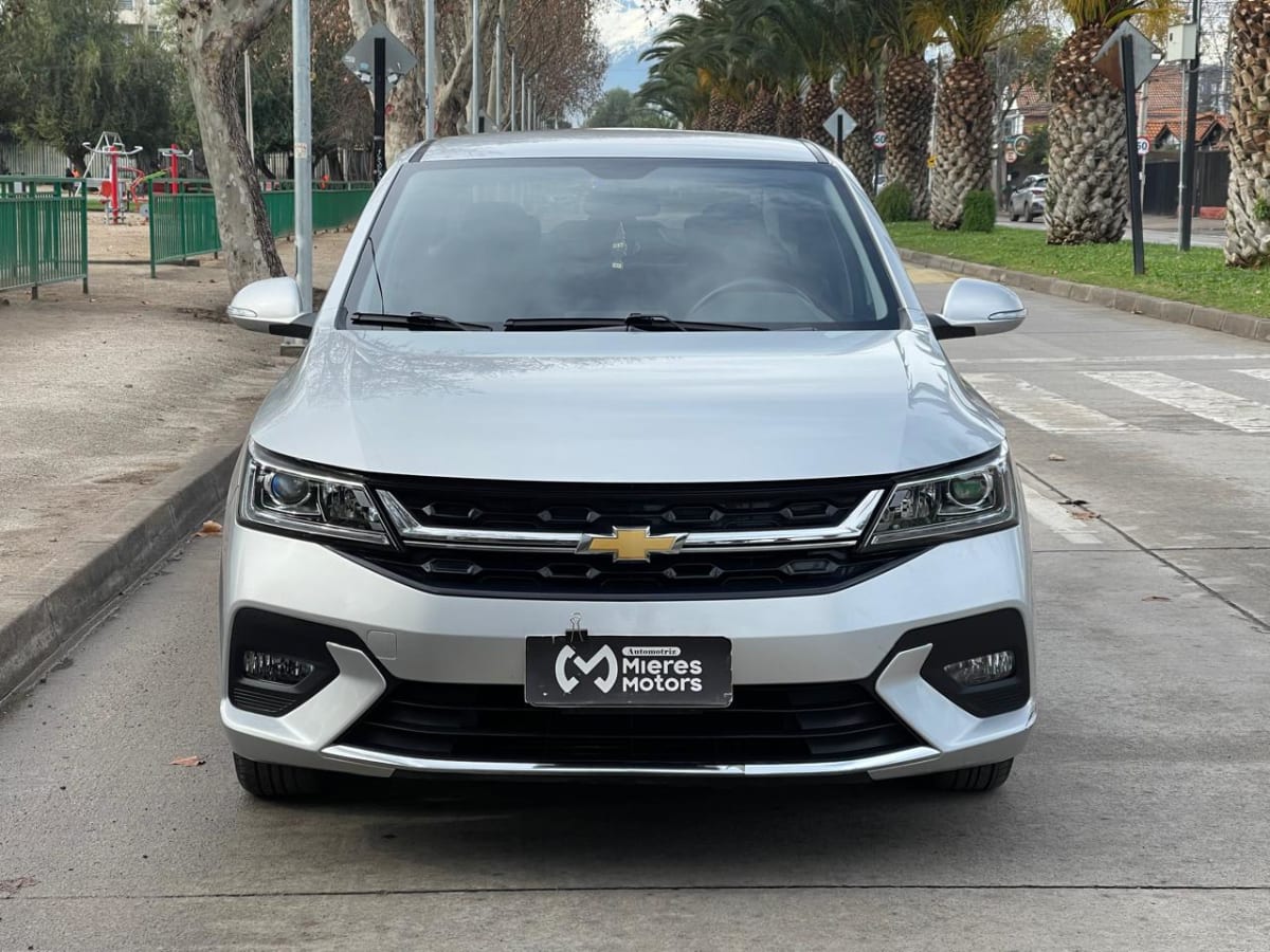 2025 Chevrolet SAIL LTZ - Miniatura 3