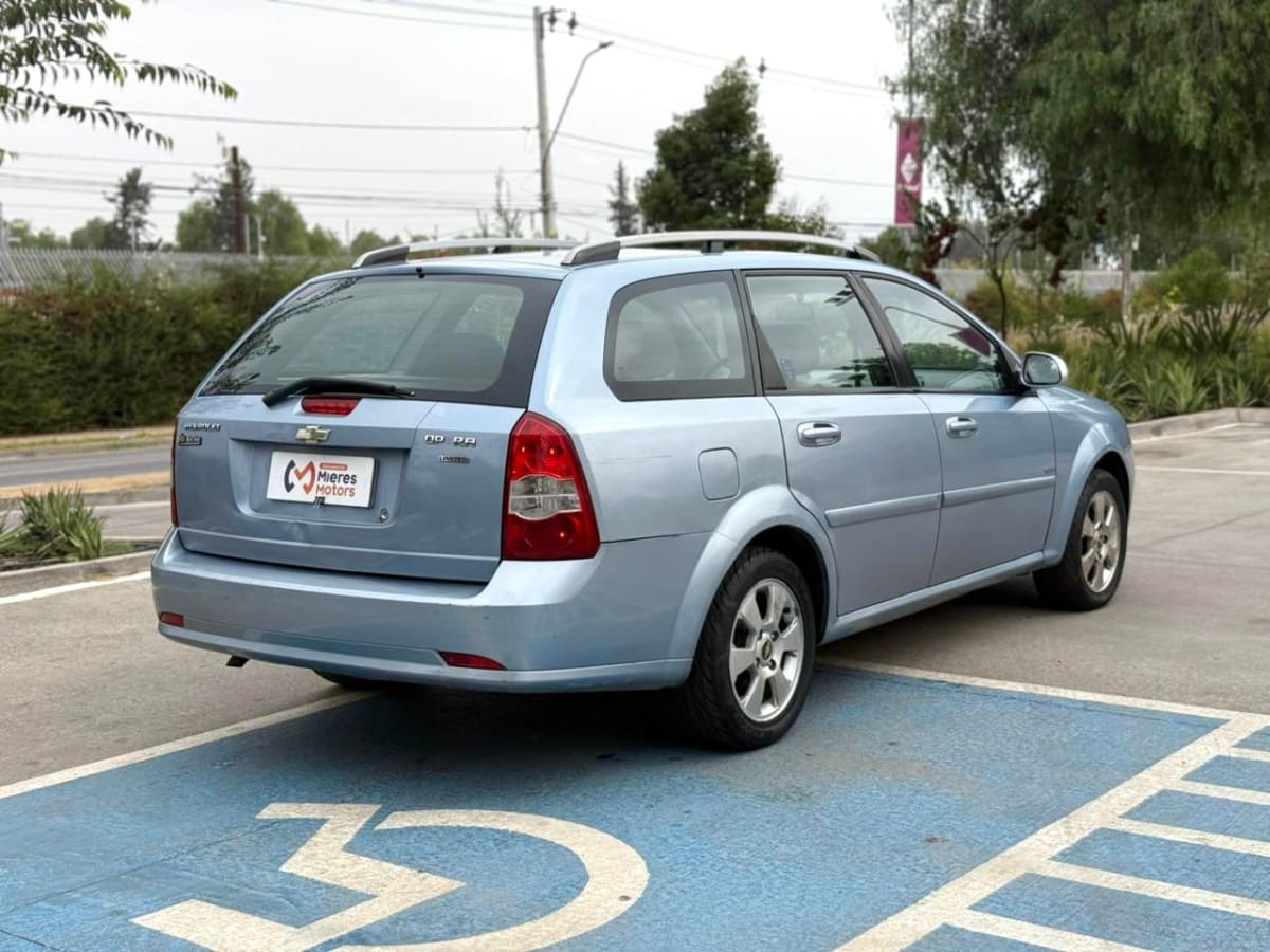 2011 Chevrolet OPTRA LS - Miniatura 7
