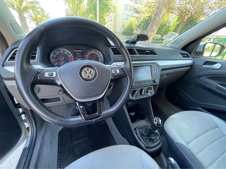 2023 Volkswagen GOL HIGHLINE - Miniatura 10