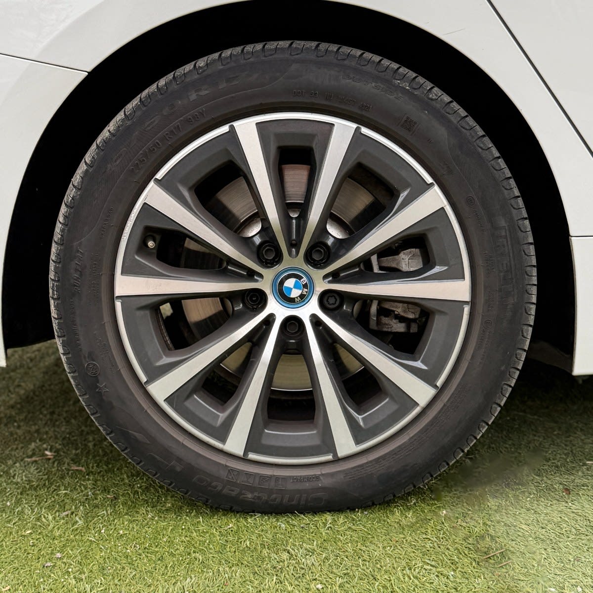 2023 BMW 330 HIBRIDO Blanco - Miniatura 8