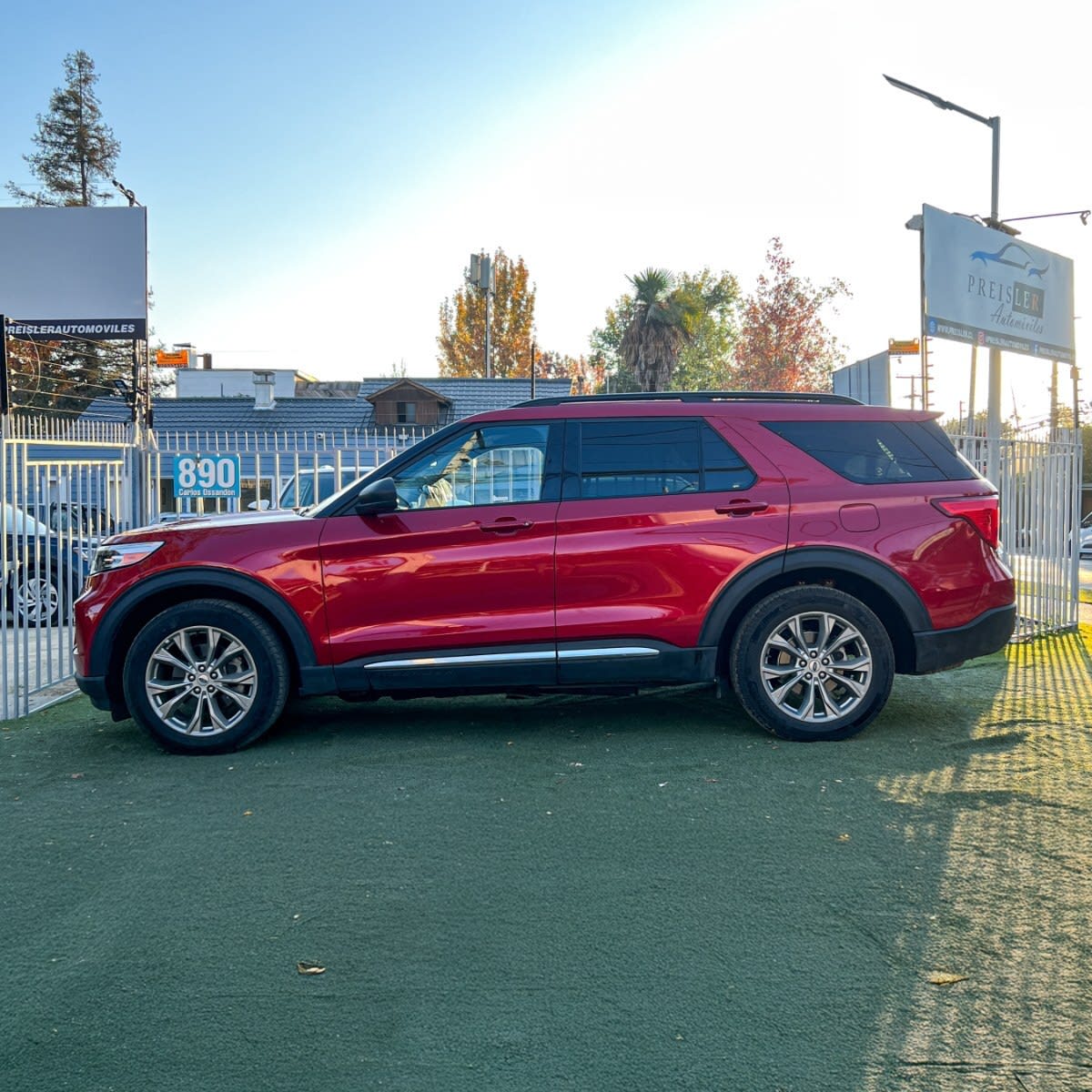 2025 Ford EXPLORER XLT Rojo - Miniatura 7