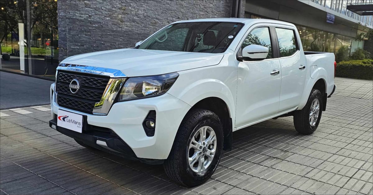 2024 Nissan Navara XE Blanco - Miniatura 2