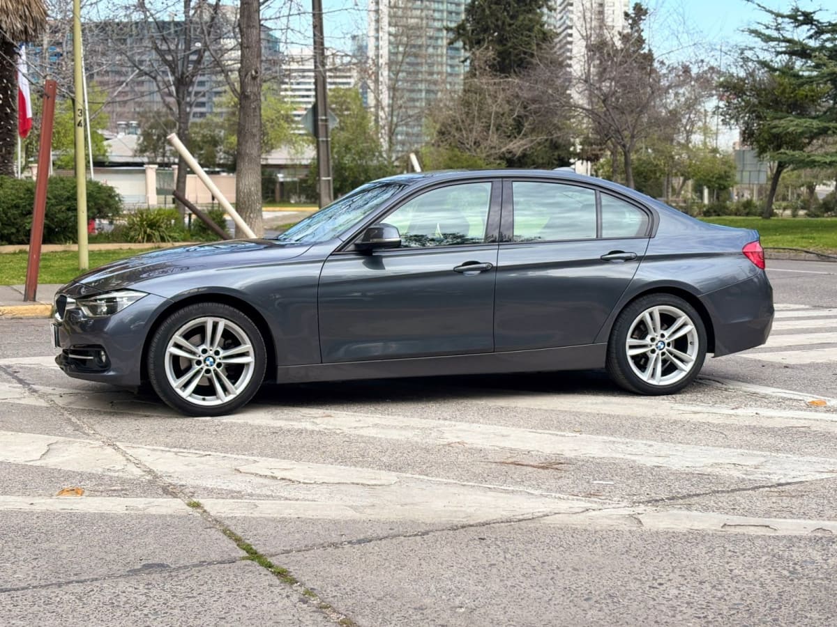 2019 BMW 318 1.5 - Miniatura 7