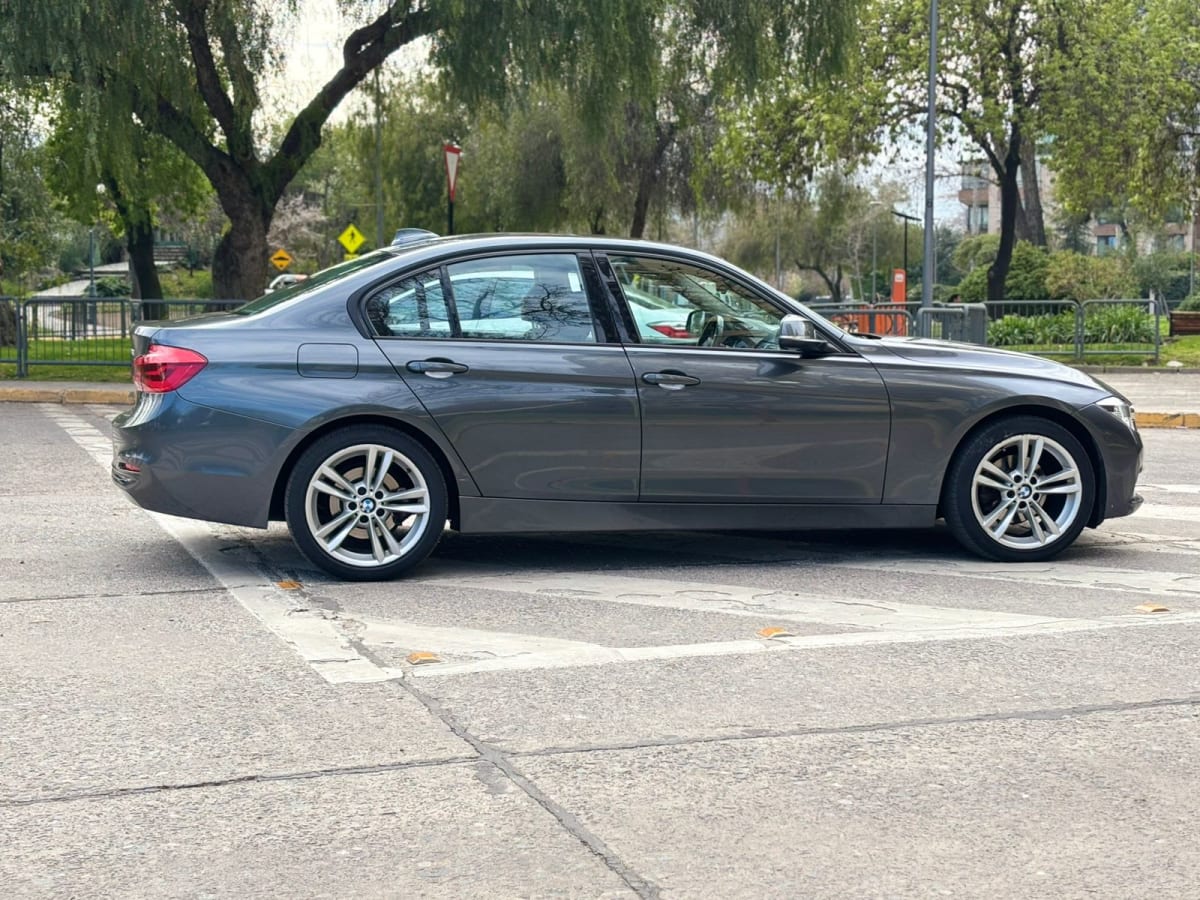 2019 BMW 318 1.5 - Miniatura 8