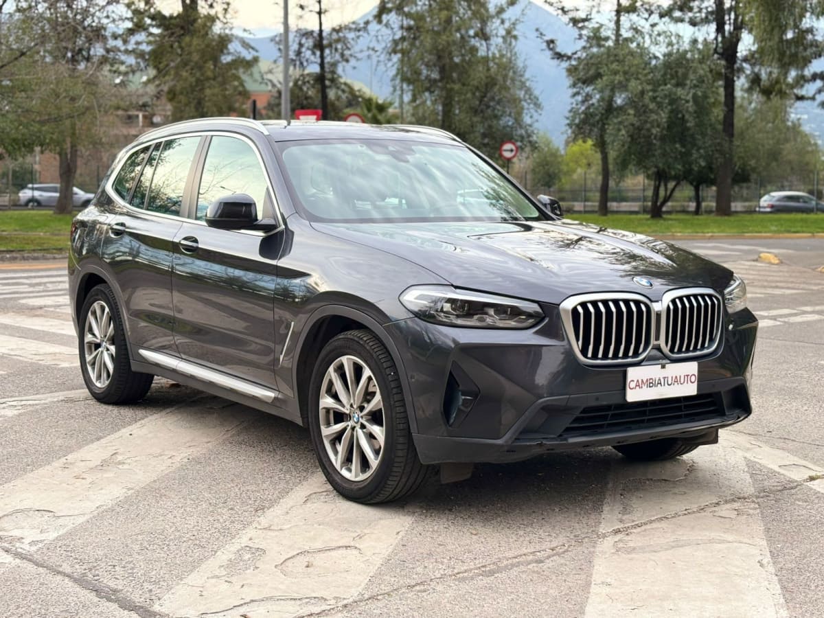 2023 BMW X3 2.0 - Miniatura 3