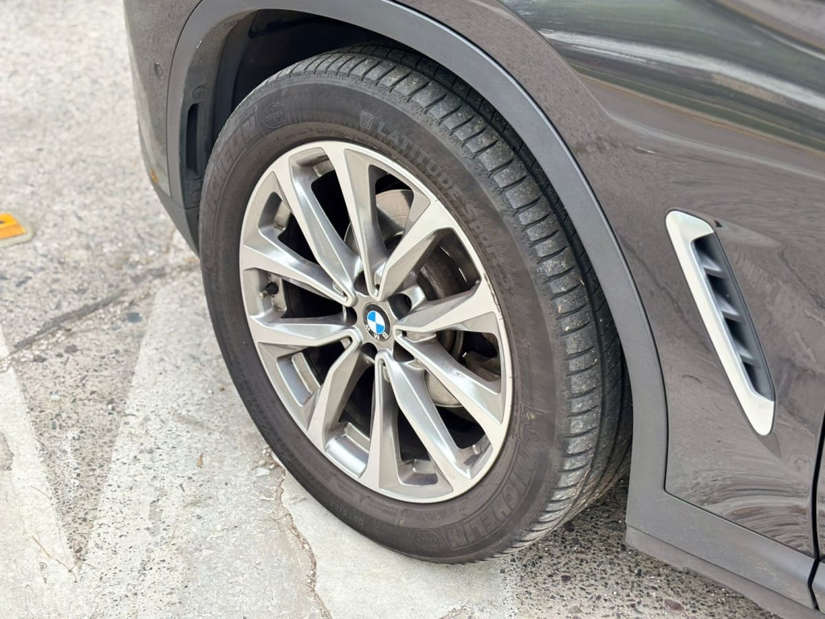 2023 BMW X3 2.0 - Miniatura 10