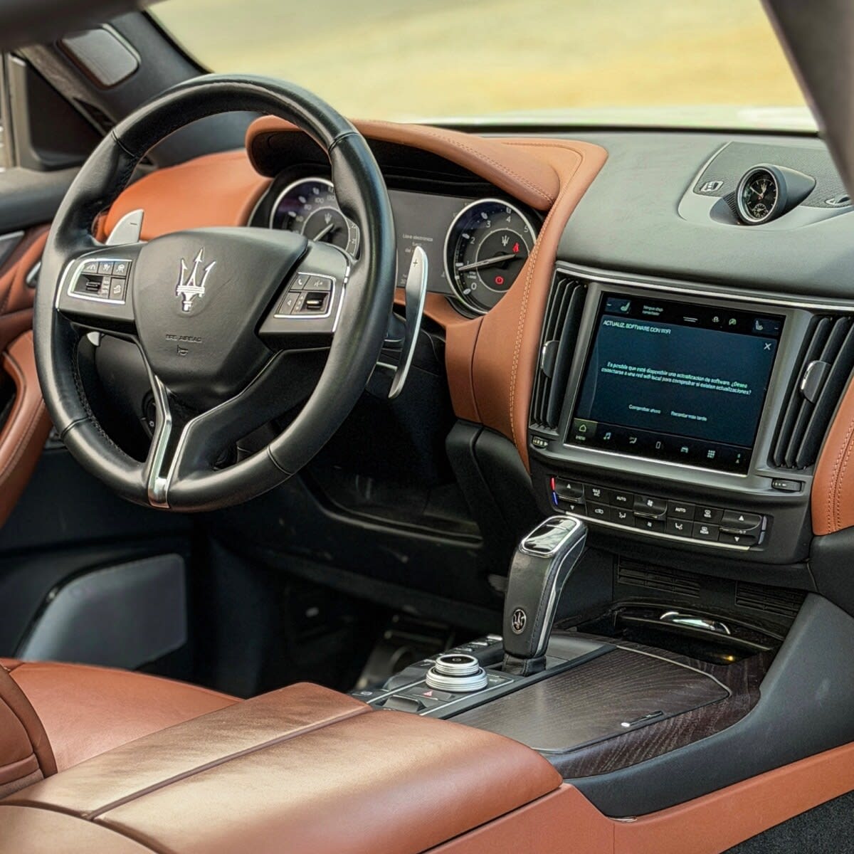 2023 MASERATI LEVANTE GT Blanco - Miniatura 10