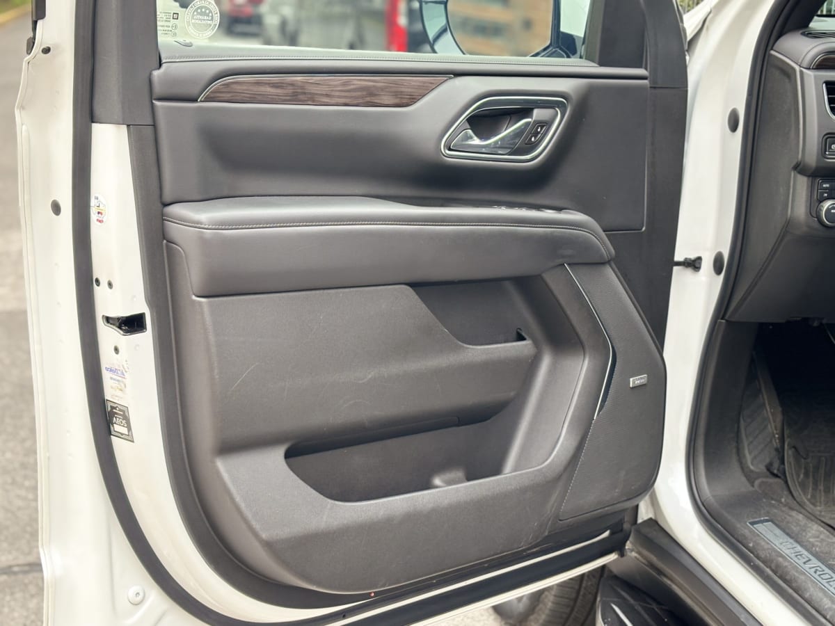 2021 CHEVROLET SUBURBAN 5.3 - Miniatura 9