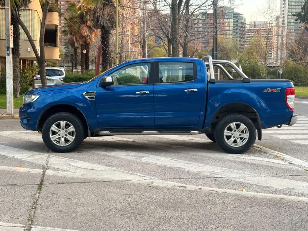 2020 Ford RANGER XLT - Miniatura 8