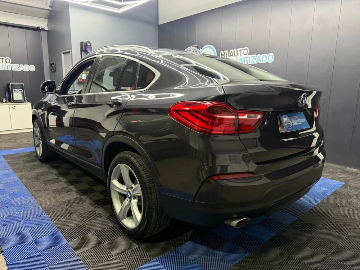 2016 BMW X4 Xdrive Gris - Miniatura 2