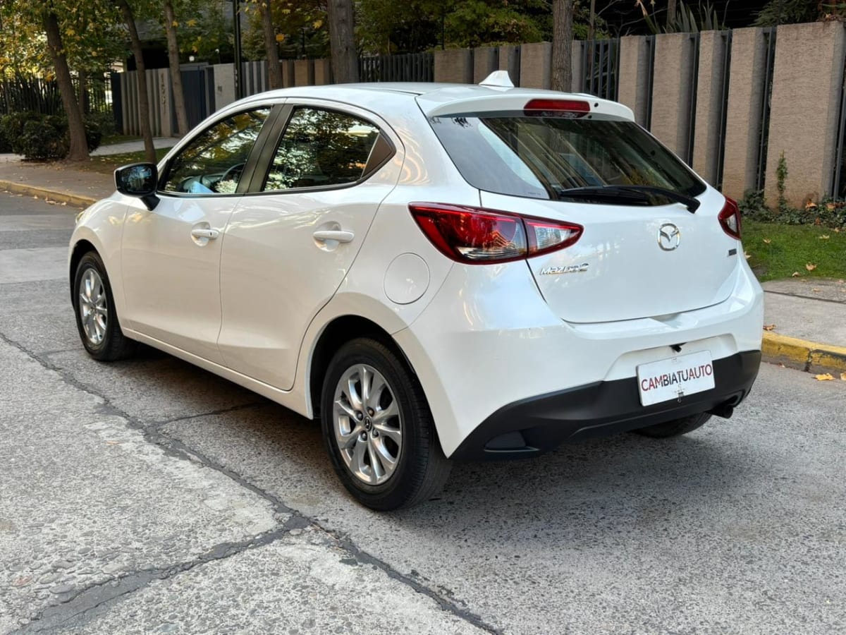 2020 Mazda 2 SPORT - Miniatura 6