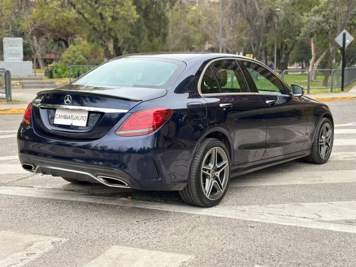2019 Mercedes-Benz C300 2.0 - Miniatura 4