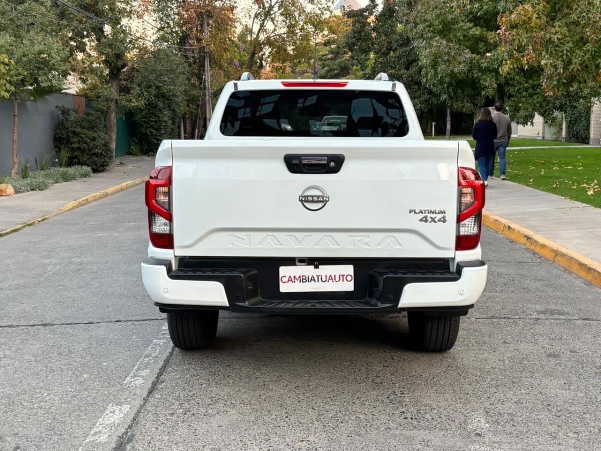 2023 Nissan NAVARA 2.3 - Miniatura 5