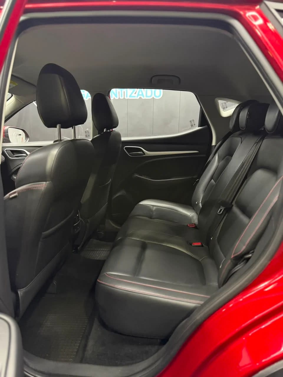 2022 MG Zx 1.5 Rojo - Miniatura 9