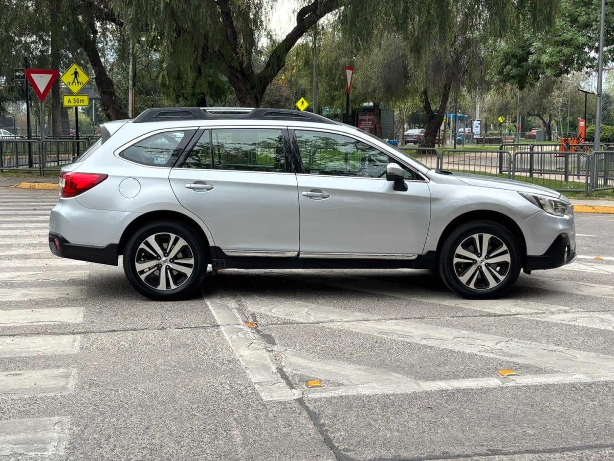2018 Subaru OUTBACK 2.5 - Miniatura 8