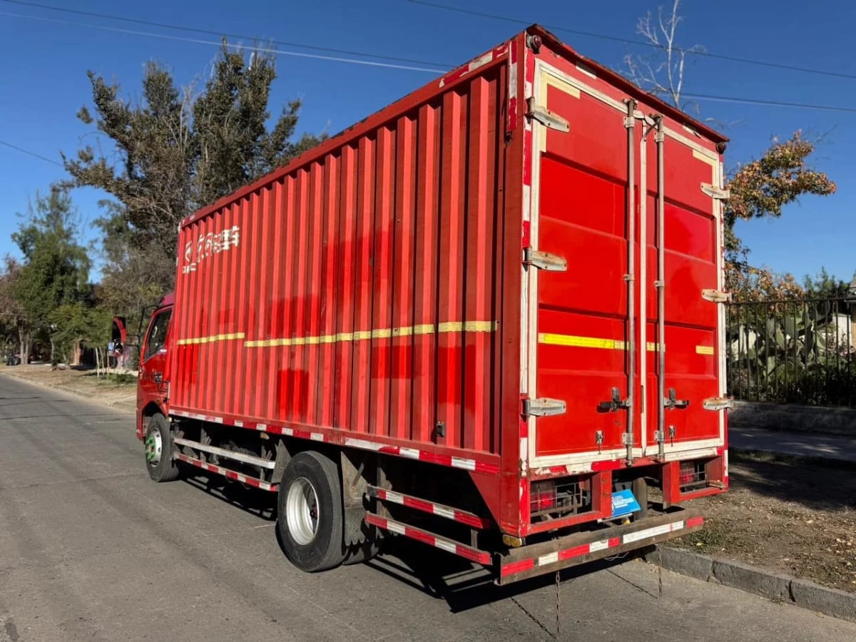 2022 Dongfeng DF 1016 Rojo - Miniatura 2