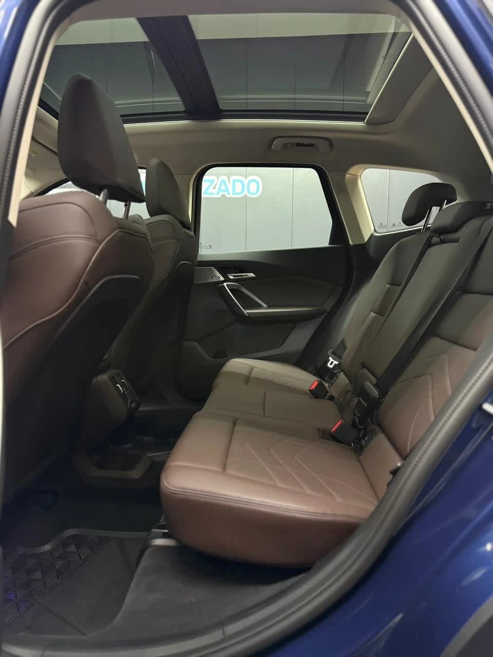 2025 BMW X1 SDRIVE Azul - Miniatura 9